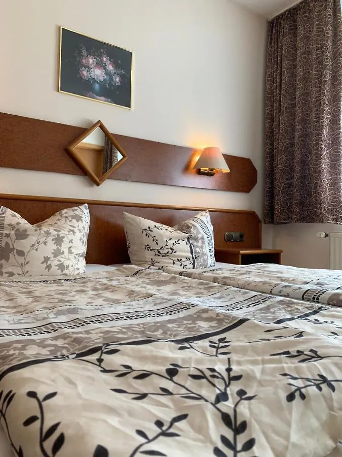 ברלין Hotel Plovdiv 2*,